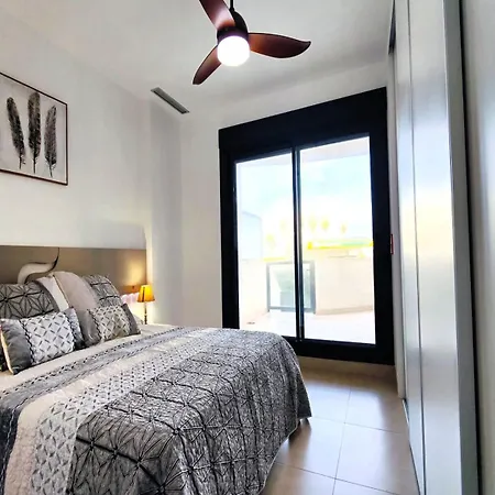 Exquisito By Edeal Homes 公寓