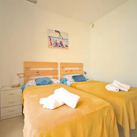 Exquisito By Edeal Homes Apartment *