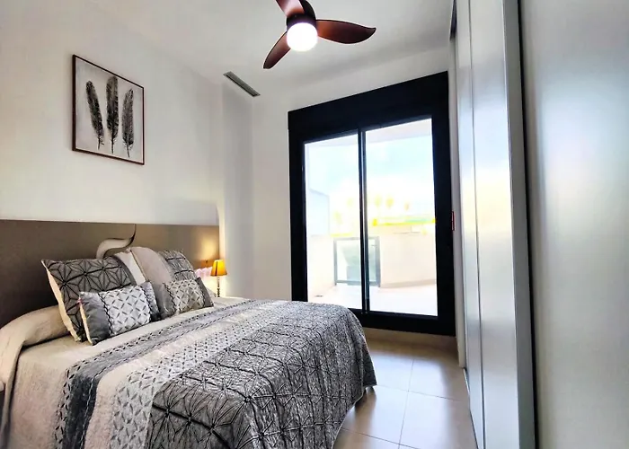 Exquisito By Edeal Homes 公寓